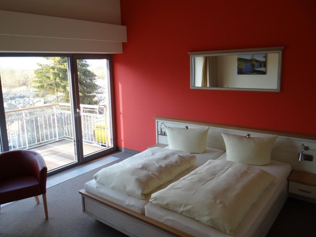 Hotel Und Restaurant Am Peenetal Liepen  部屋 写真