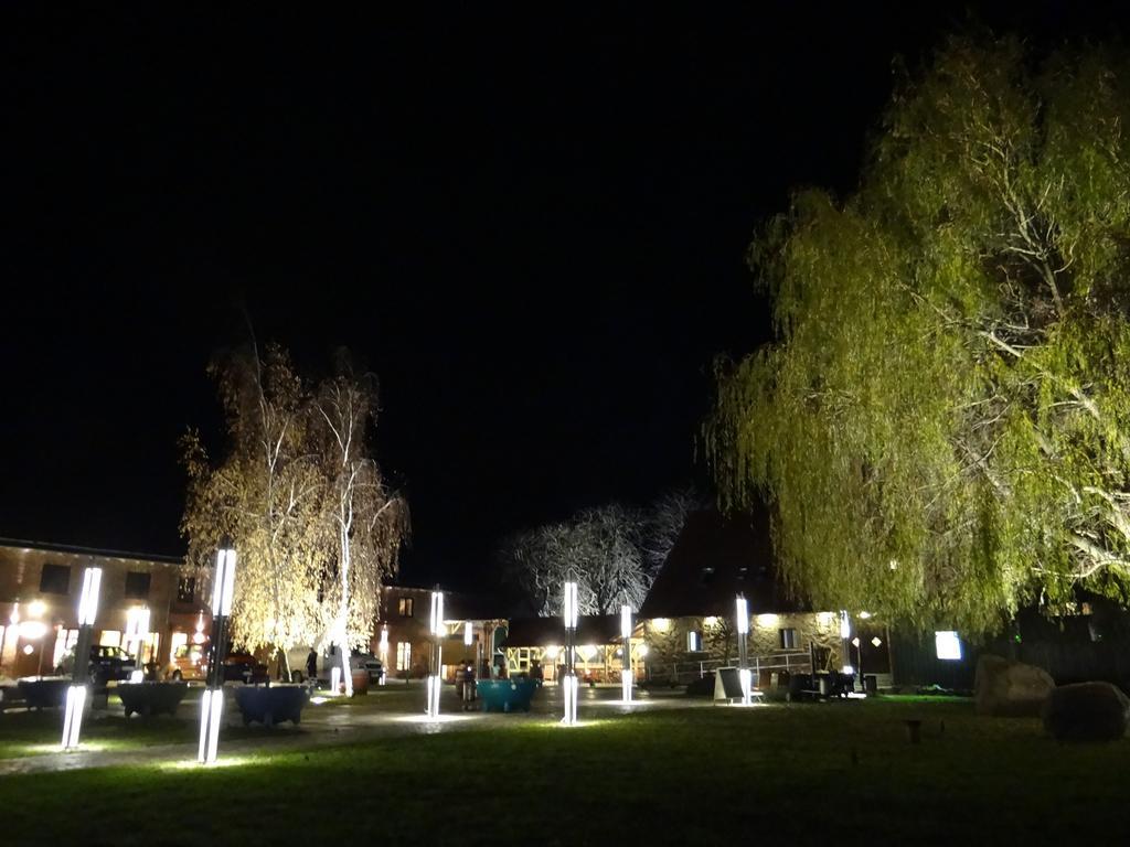 Hotel Und Restaurant Am Peenetal Liepen  エクステリア 写真