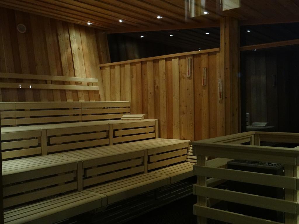 Hotel Und Restaurant Am Peenetal Liepen  エクステリア 写真