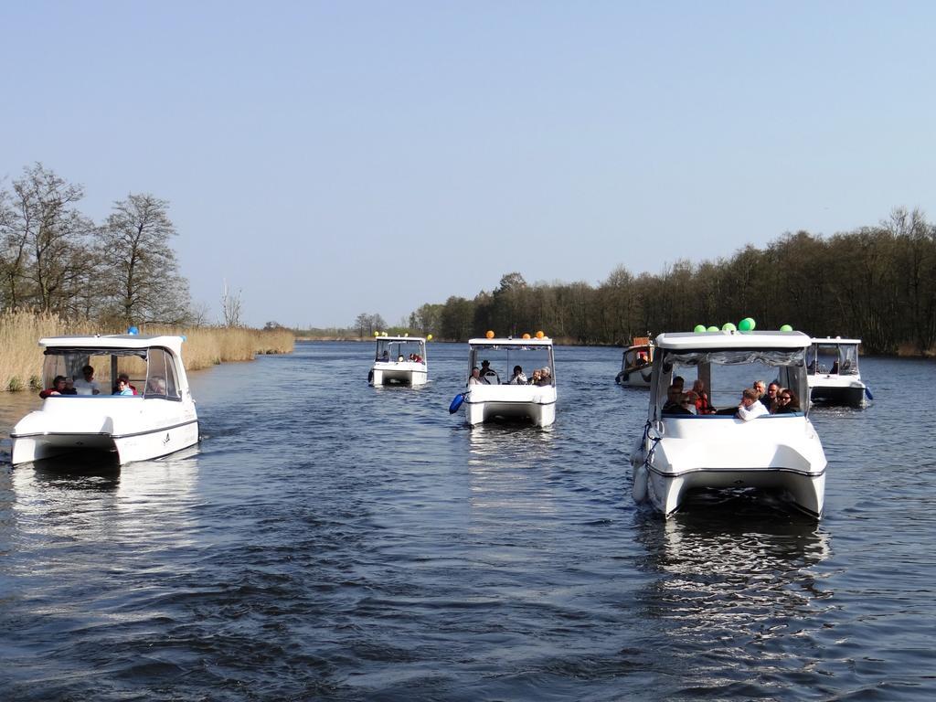 Hotel Und Restaurant Am Peenetal Liepen  エクステリア 写真