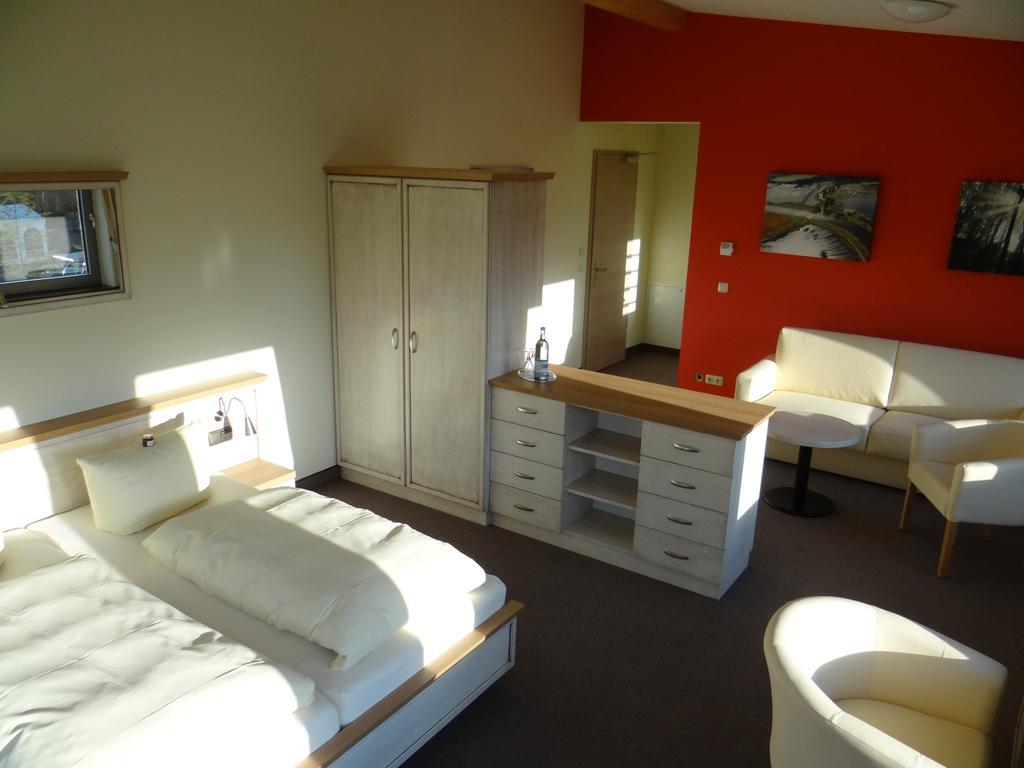Hotel Und Restaurant Am Peenetal Liepen  部屋 写真